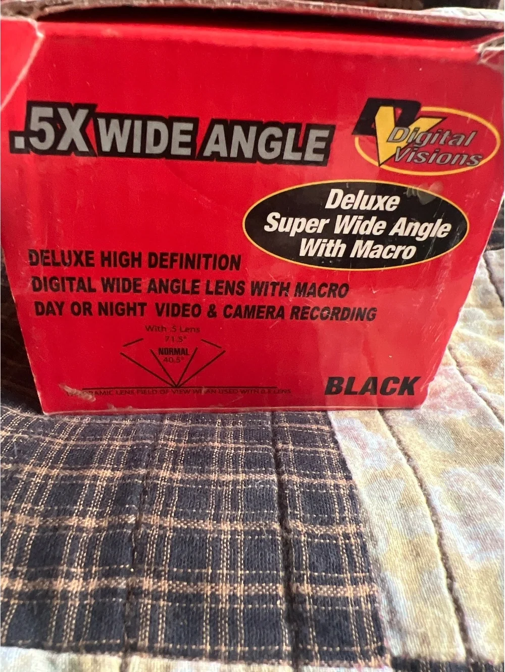 Digital Visions 0.5X Wide Angle Professional Lens with Macro 52mm Thread